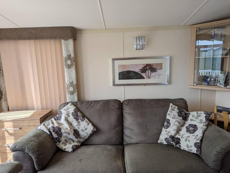 6 Berth Holiday Home On Ocean Edge Near Morecambe ヘイシャム エクステリア 写真