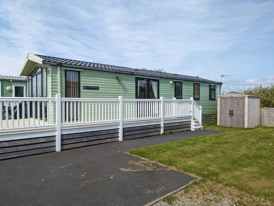 6 Berth Holiday Home On Ocean Edge Near Morecambe ヘイシャム エクステリア 写真