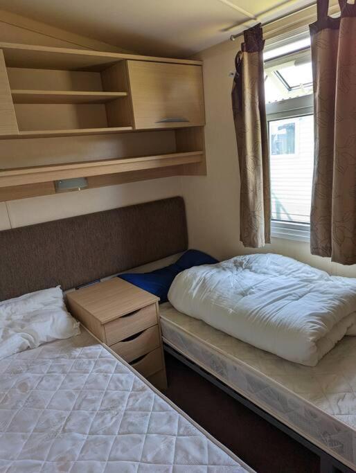 6 Berth Holiday Home On Ocean Edge Near Morecambe ヘイシャム エクステリア 写真
